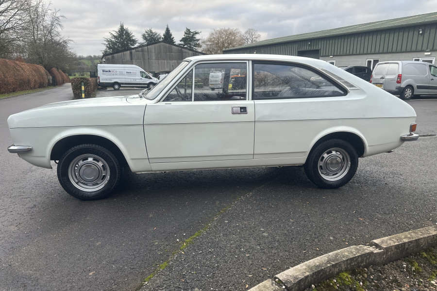 Morris Marina Coupe Deluxe 